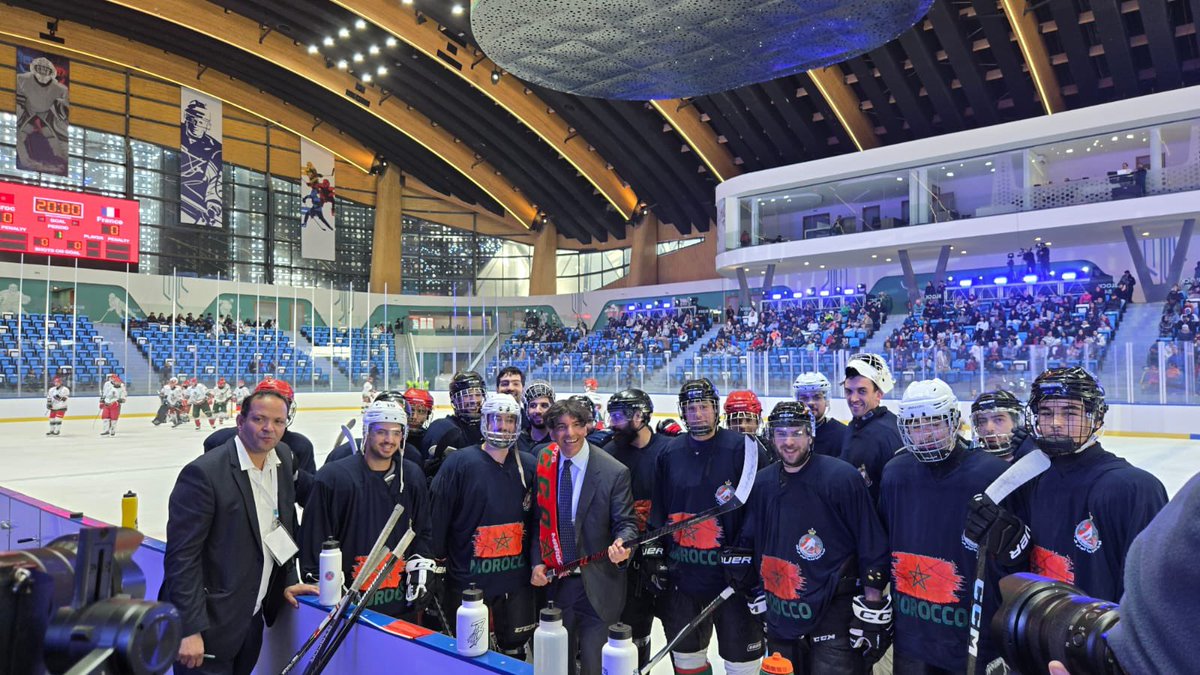 Félicitations au Maroc 🇲🇦 qui inaugure sa nouvelle patinoire à Rabat en présence de Luc Tardif, président de la Fédération Internationale de Hockey sur Glace <a href="/IIHFHockey/">IIHF</a> . Un grand pas pour le développement du hockey sur glace dans la région du Maghreb et en Afrique !