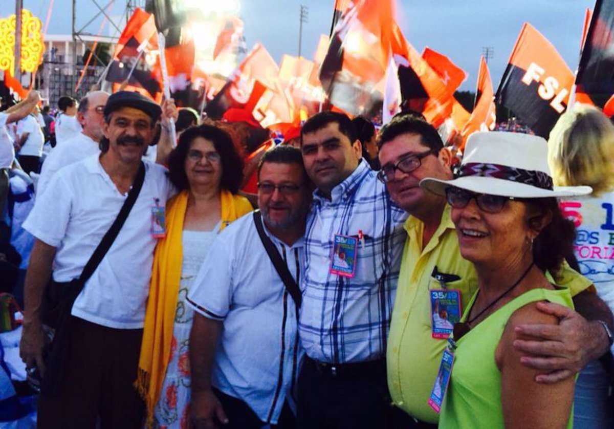 Algunos afirman que el Frente Amplio representa la “verdadera” defensa de la democracia.  En una misma fotografía vemos a:

❌ Patricia Mora: quien participó en celebración del aniversario del Frente Sandinista en 2015, junto a otros diputados del Frente Amplio, todo con