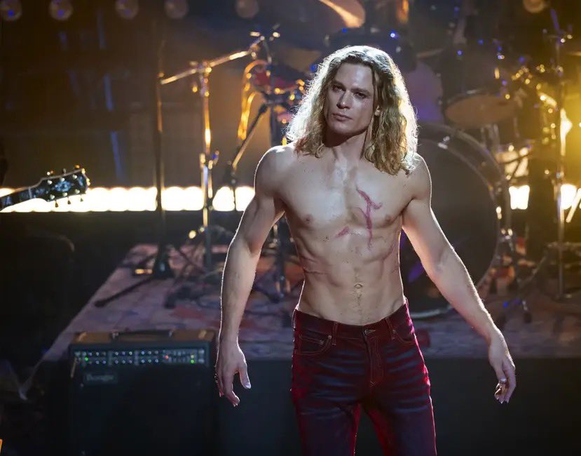 lestatontour's tweet image. I hope my top surgery scars end up looking like theirs