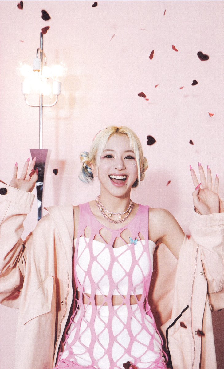 sweet9_venus's tweet photo. [SCAN] Formula of Love: O+T= <3 Result File ver. "Photobook" - Chaeyoung

#TWICE #트와이스 #ONCE #원스
#CHAEYOUNG #채영 
#FormulaOfLove #SCIENTIST https://t.co/V4ZY6MLULs