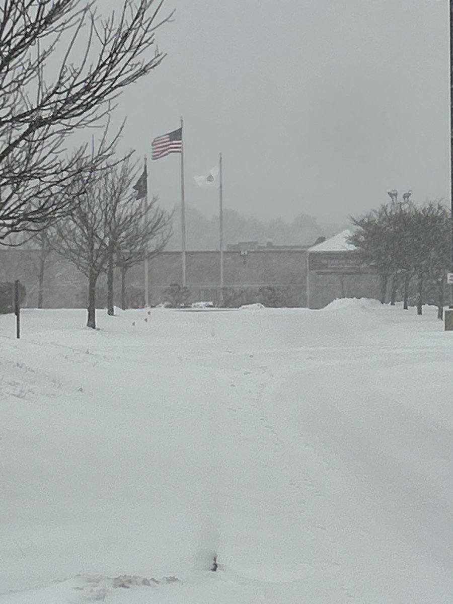 bcsosheriff2's tweet image. Much gratitude to our dedicated staff at the Barnstable County Sheriff's Office and to all public safety and public works employees tackling this storm. #dispatchservices #essentialworkers #stormyweather #PublicSafety #publicworks #snow #capecodlife
