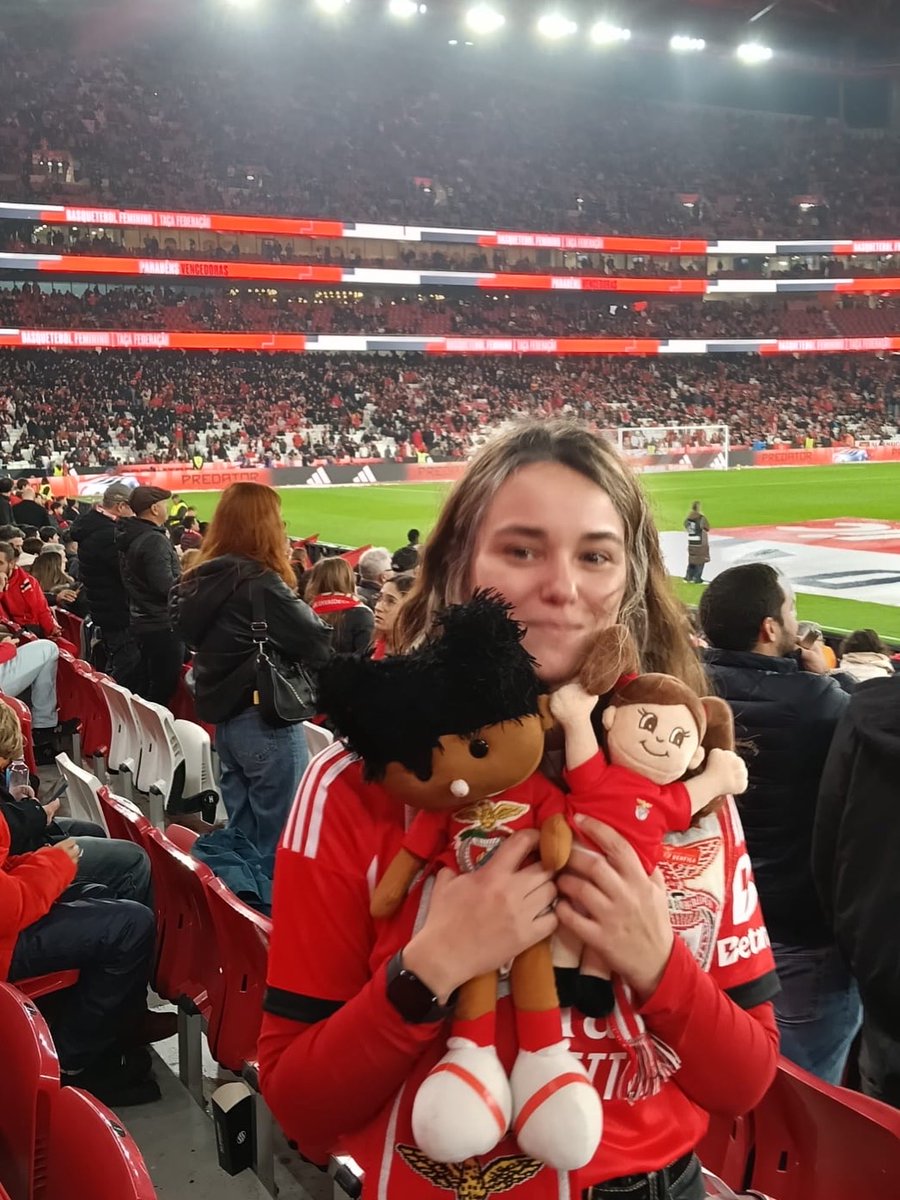 renata cambra tweet media