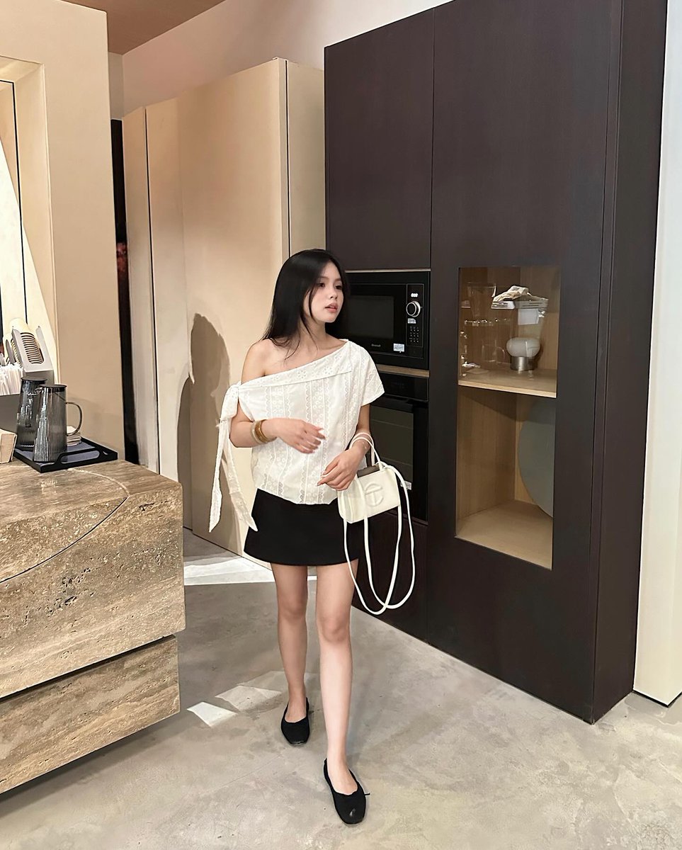 vaimatarii's tweet image. 