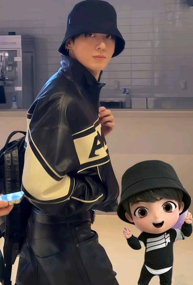 Jkspotlight's tweet image. TINY TAN KOO:  I'M SUMMONED 🕺🏻