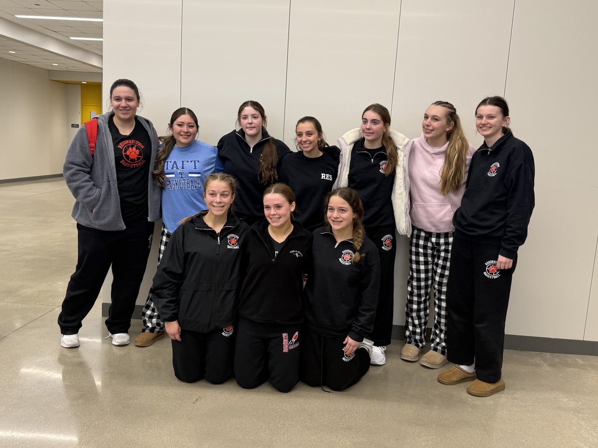 IL Spartans Girls Basketball tweet media