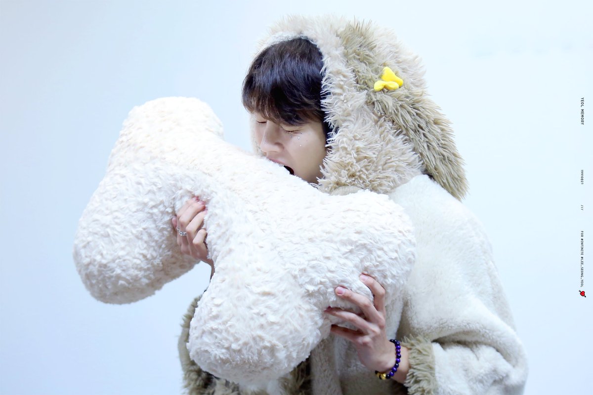 우리 강아띠  배고파૮꒰ྀི > . < ꒱ྀིა🦴
#인피니트 #이성열 #성열  #INFINITE #asteroid