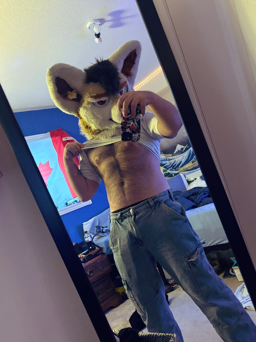 Bulking to stay warm during these harsh winter conditions ❄️