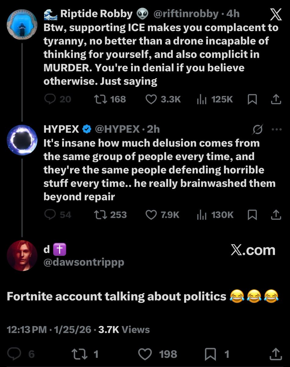 FortCringe tweet media
