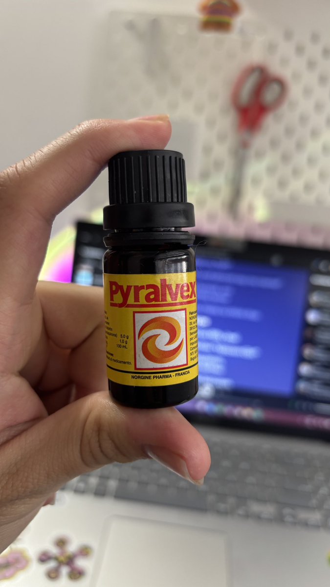 sapotiado's tweet image. le encontré un popper a mi mamá 😨