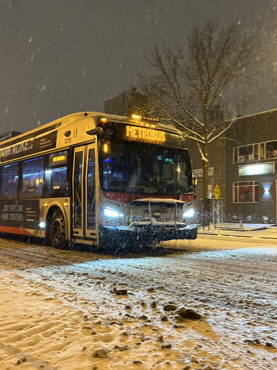 Metro Forward tweet media