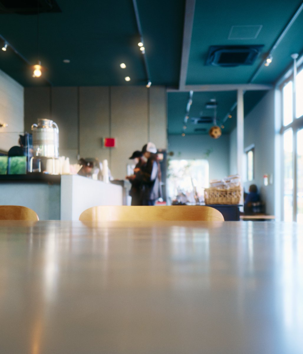 kyo_photos's tweet image. デジタル写真の「パキッとしすぎる硬さ」に悩んでいませんか？
もっと空気感のある、記憶の中のような柔らかい光が欲しい・・・

そんな理想の質感を作るために、光の滲みをデザインするMac専用アプリ 『HighlightGlowTool』 を作りました。…