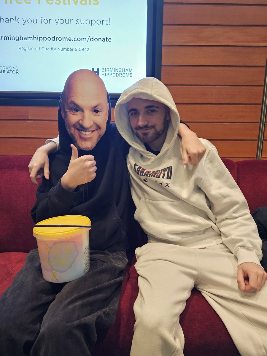 lindasusan tweet media