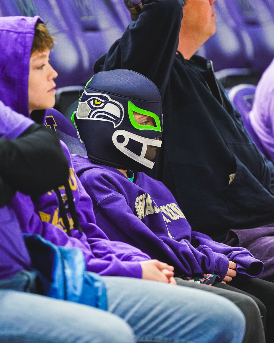 UW_MBB's tweet photo. Job done ✅

You got next @Seahawks! https://t.co/OnJr0fd0es