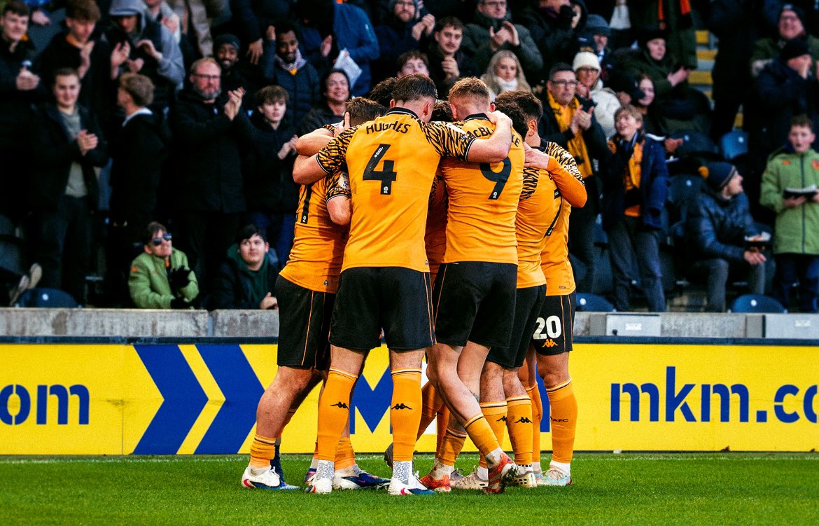 AEFootball92's tweet photo. The Top Five Scoring Teams In The Sky Bet Championship! 

1 | Coventry City = 6️⃣1️⃣

2 | Ipswich Town = 4️⃣8️⃣

3 | Hull City = 4️⃣7️⃣

4 | Middlesbrough = 4️⃣6️⃣

5 | Wrexham AFC = 4️⃣3️⃣ 

#PUSB | #ITFC | #HCAFC | #Boro | #WxmAFC https://t.co/GGEReaMhEK