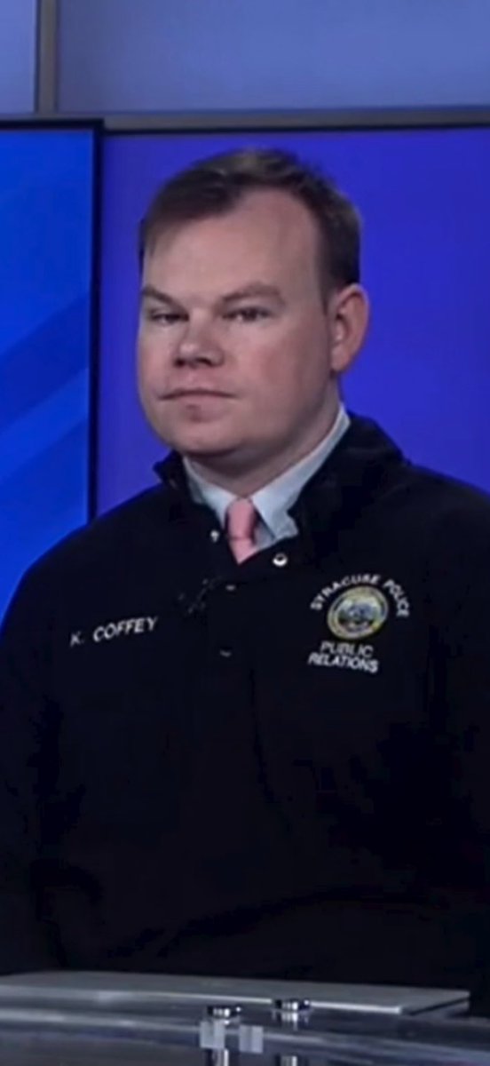 kdcoffey93's tweet photo. Explaining snow safety while questioning why I live in Syracuse..

Stay safe out there during this storm! https://t.co/dh8egGeRGk