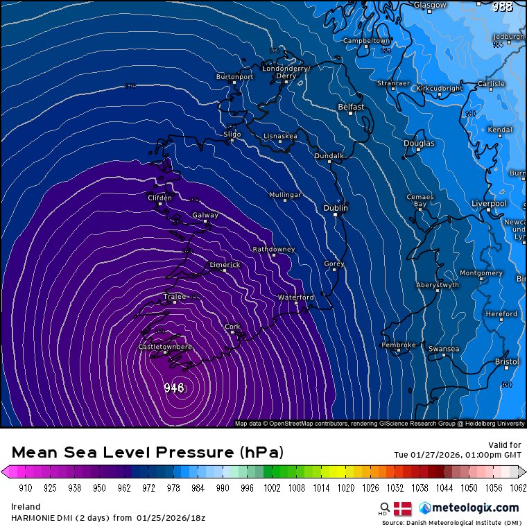 IrelandAlerts's tweet image. I think we are going to have #StormChandra named tomorrow by either Met Eireann or the Met Office for Tuesday!!

Unless something changes overnight!

We are expecting strong winds, heavy rain, snow and flooding on Tuesday for Ireland.