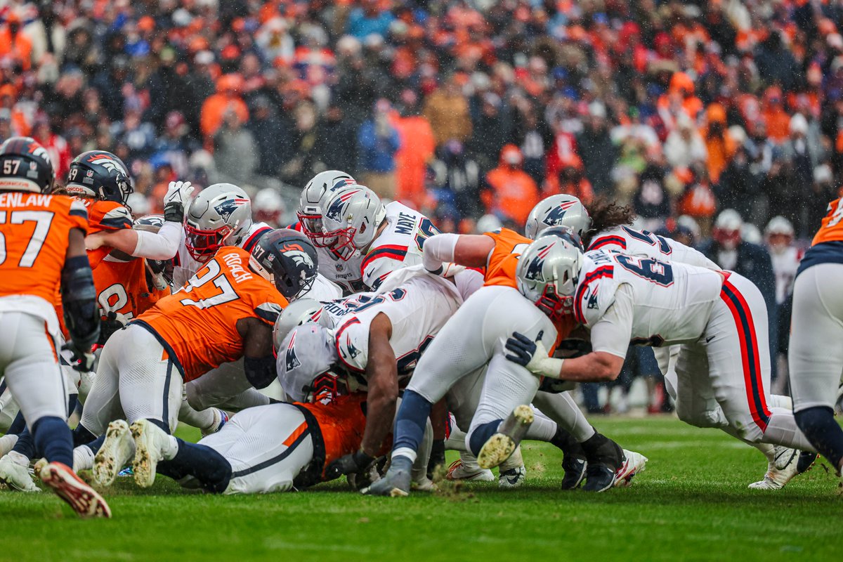 New England Patriots tweet media