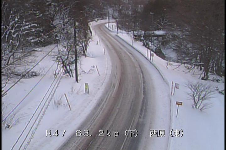mlit_sendai's tweet photo. #冬道情報　#雪道情報　#道路情報　#気象情報

令和8年1月26日 7時00分

#国道47号 大崎市鳴子温泉
#国道48号 仙台市青葉区作並

道路情報や気象情報にご注意いただき、冬タイヤ等滑り止めを装着のうえ十分注意して走行願います。

リアルタイム情報はこちら　↓
https://t.co/TVC5cXF49w https://t.co/dMdoVn6Tdn