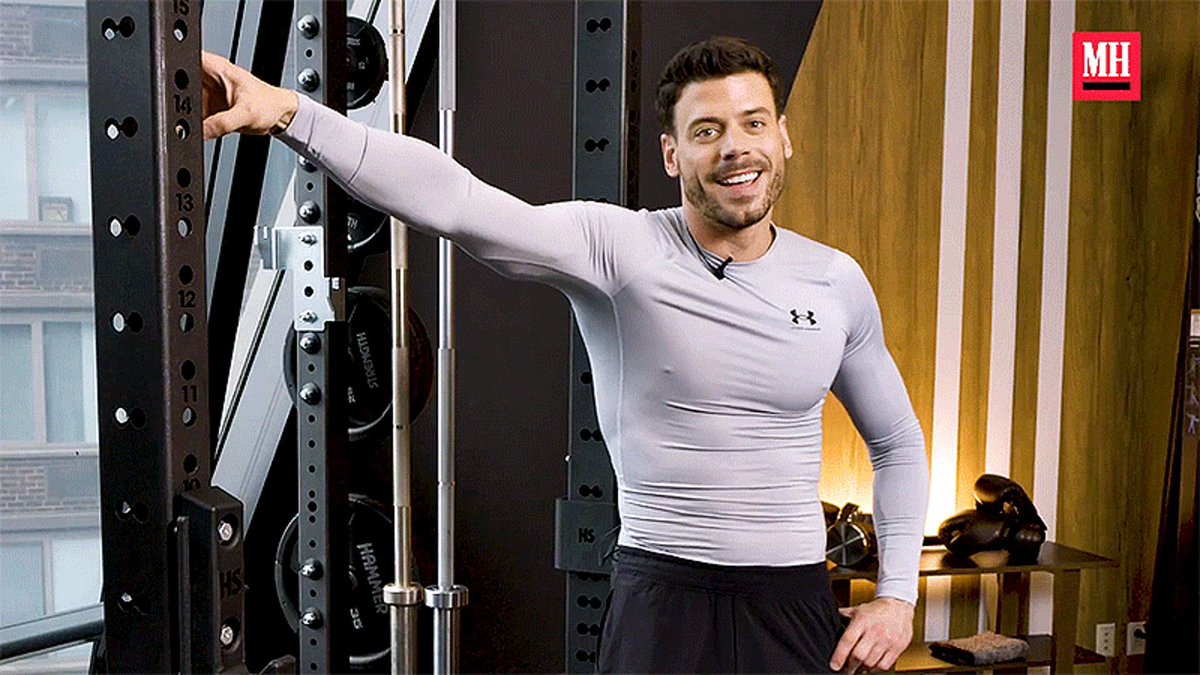 nicknotes2's tweet image. "The main reason for wanting to log off is seeing how 'Heated Rivalry' has become a mass psychosis event," says François Arnaud on taking a social media break."It's really brain rot and stops me from achieving anything I want to in life." 
menshealth.com/fitness/a70109…