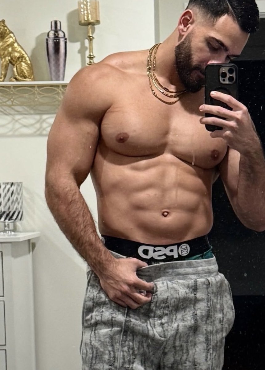 Nutting_2C_Here's tweet photo. Pt. 1 of this beautiful man. ๐ฅ
#Gay #HotGayGuys #GayHunks #Masc4Masc #GymGays #StraightMuscle #ArabMen #ArabHot https://t.co/E9FrwrRgUd