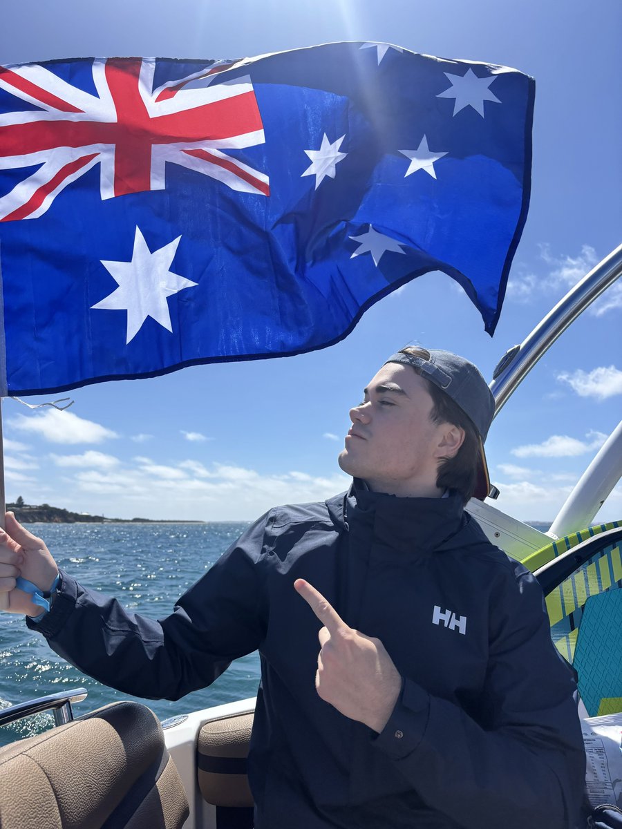 aus_pill's tweet photo. Happy Australia Day 🇦🇺🇬🇧 https://t.co/3WaJtZiIGM