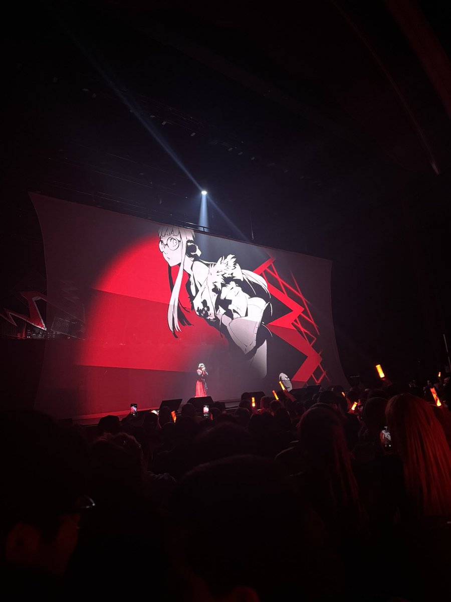 Prodigy487's tweet image. Even though this past week was awful, yesterday was genuinely amazing. The concert was awesome and it was great getting to meet new people for the first time.