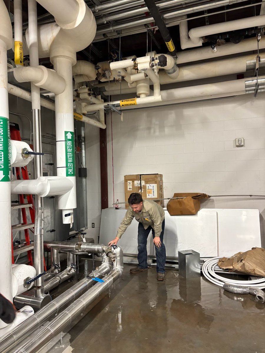 UT Austin tweet media