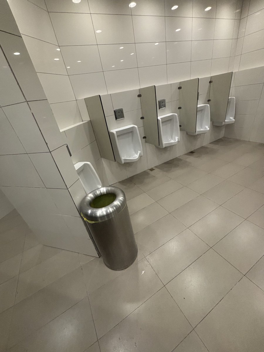 SidesCRtripper tweet media