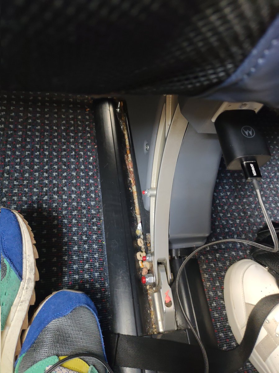 So <a href="/AmericanAir/">americanair</a> had 12 hours to clean this aircraft, and they left a massive amount of food on the floor. Who knows how the galley looks... Keep it up!

AA1103