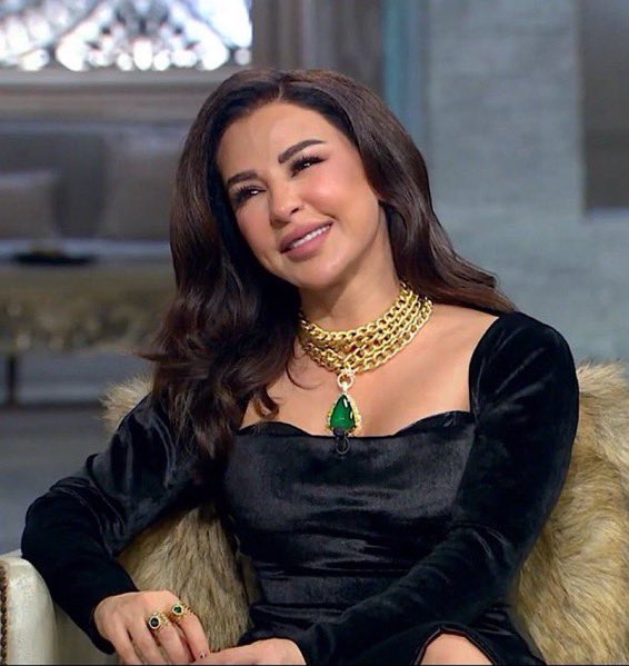 من احلى الحلقات ومن اجمل الانترفيوز اللي شايفاهم لماغي..
حابة اقول اد ايه انت استثنائية فعلا و غير.. مختلفة، متواضعة، ذكية و حضورها خفيف و كلك طاقة ايجابية انسانة ملهمة وقوية ♥️
وبجد كل مرة بتأكد اني صح اني بحبك واد كدا بموت فيكي🫶🏻 
#ماغي_بو_غصن • #صاحبة_السعادة 
<a href="/MaguyBouGhosn/">Maguy Bou Ghosn</a>