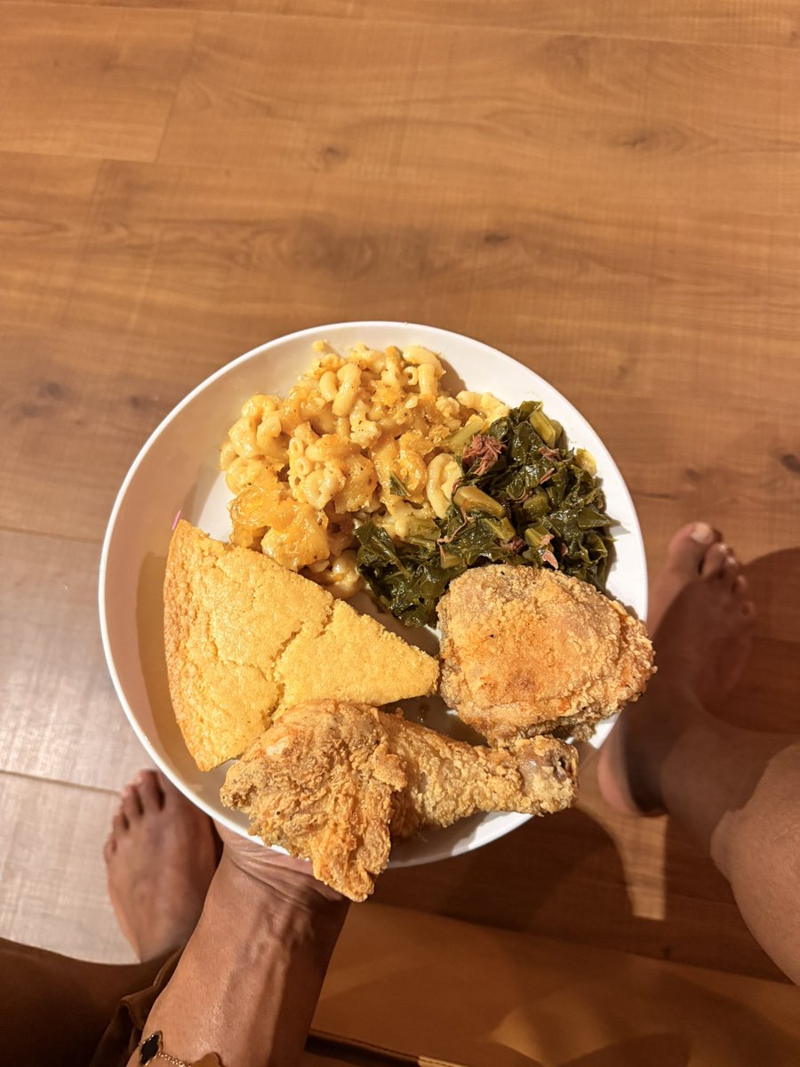 Timmyd124's tweet image. sunday dinner at Timmy’s and you’re all invited  🫂😘