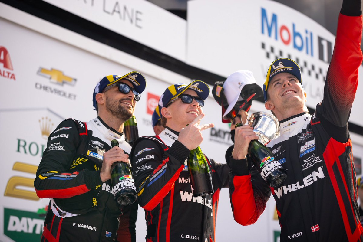 ConnorZilisch's tweet image. Long 24 hours with the 31 crew but we left with some hardware and had a shot at it. Thanks for following along everyone!❤️