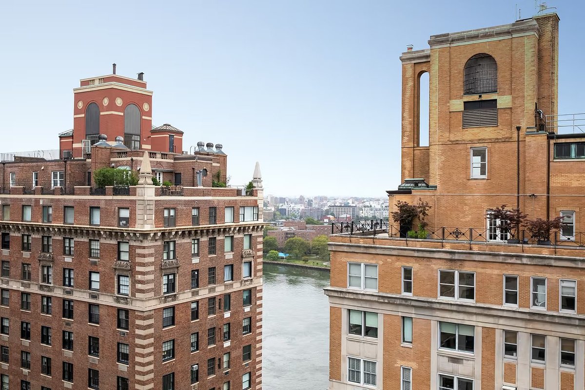 East End Ave. Residence
NY

The Turett Collaborative