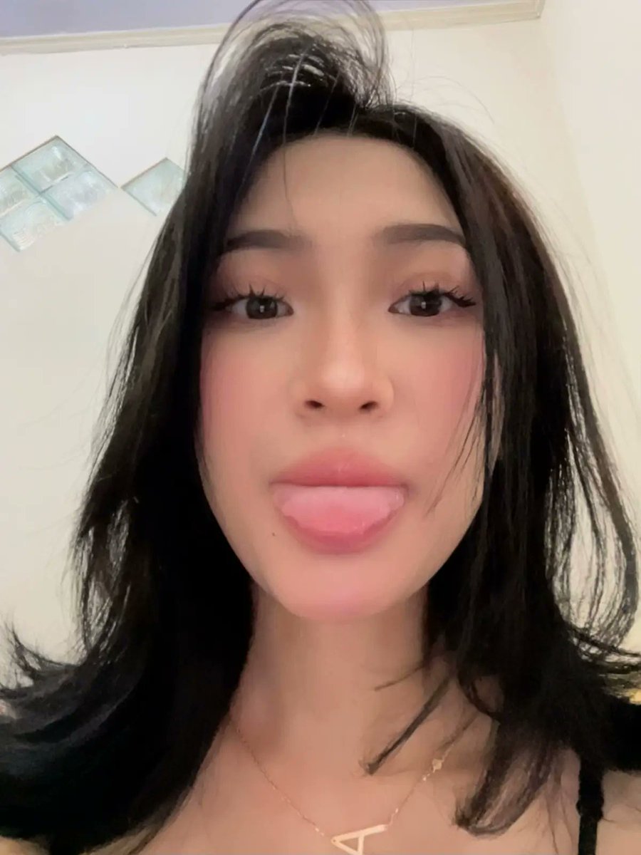nona manis tweet media