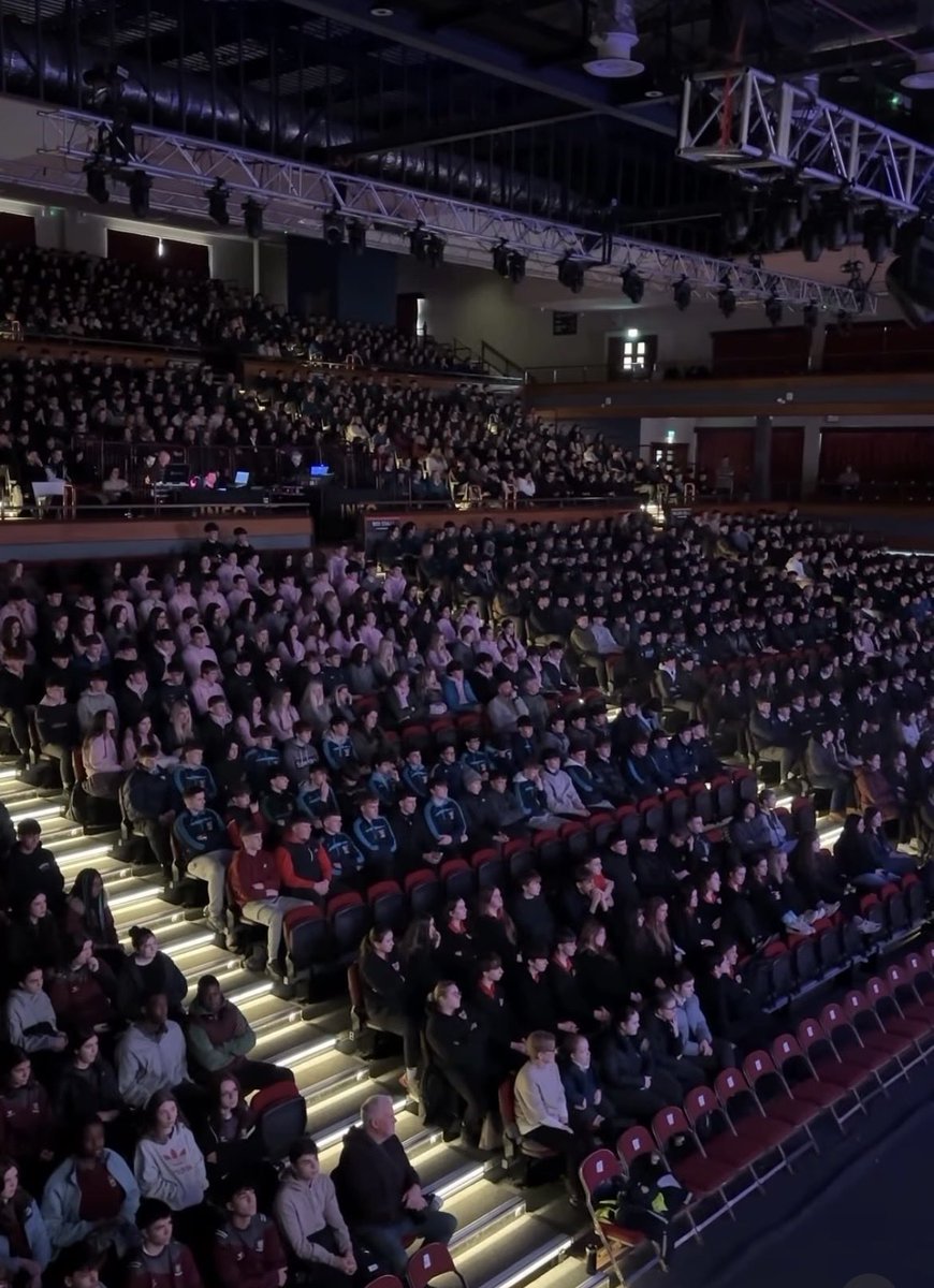 Causeway Comp.School tweet media