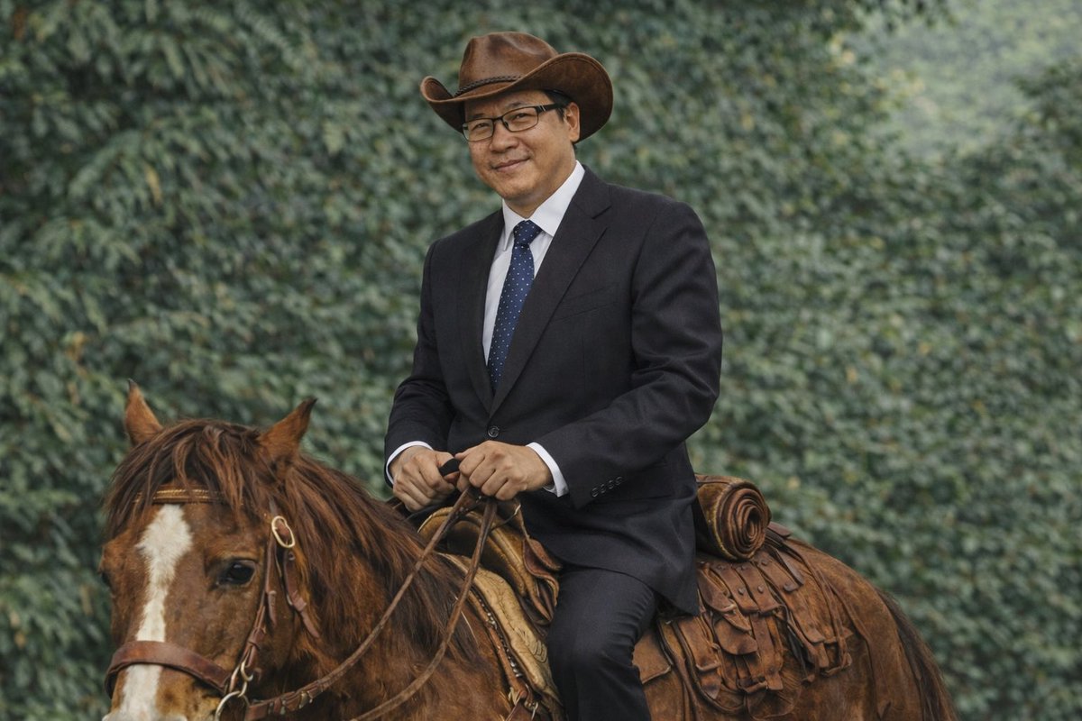 New comics jurus Cowboy in economics dan finance