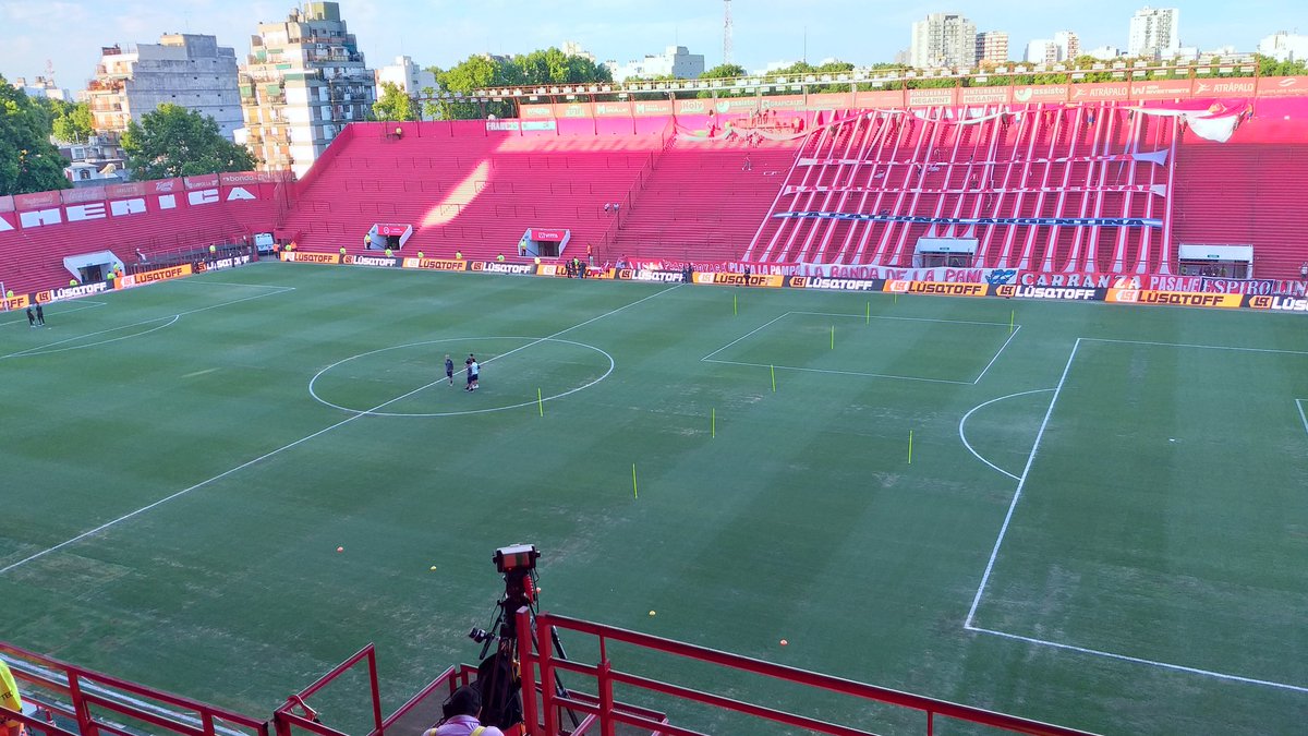 BichoInfo1904's tweet photo. ⚽️ ¡YA ESTAMOS EN EL DAM! 🐞
🇦🇷 | Falta 1:45 hs para el comienzo de #AAAJ vs #Sarmiento #TorneoApertura #ZonaB #Fecha01 #LigaProfesional #VamosBicho 🐞💪🏻
Vía @diegogabrielfb https://t.co/p0F7Tmp3Sw