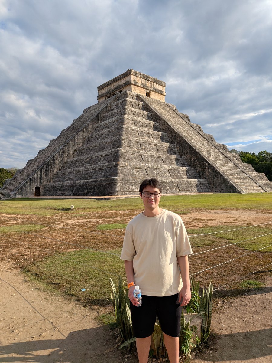 Henry Chao tweet media