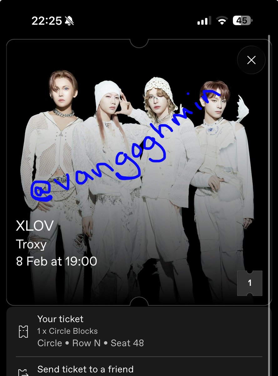 Gigi IS SEEING BTS tweet media