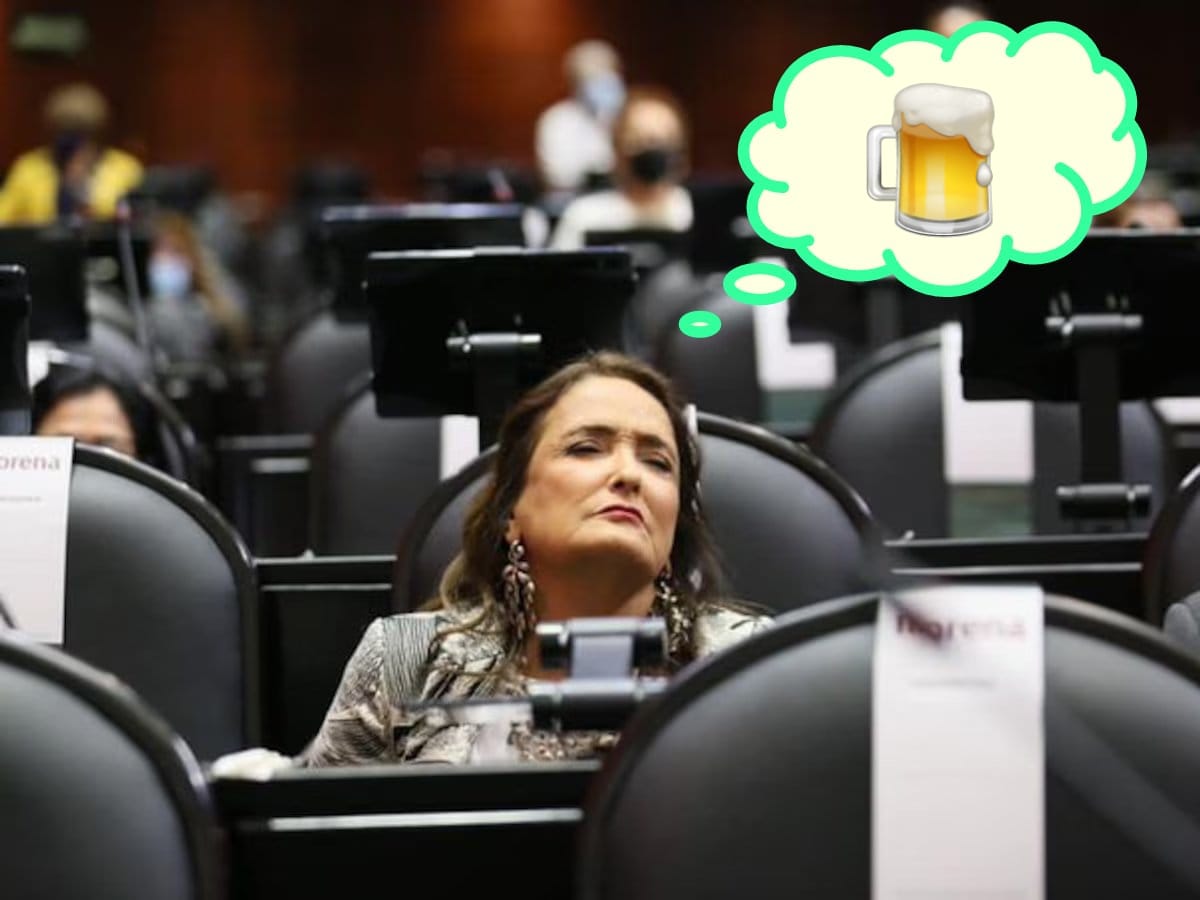 jorgelu5809's tweet image. Cuando no está ebria está durmiendo