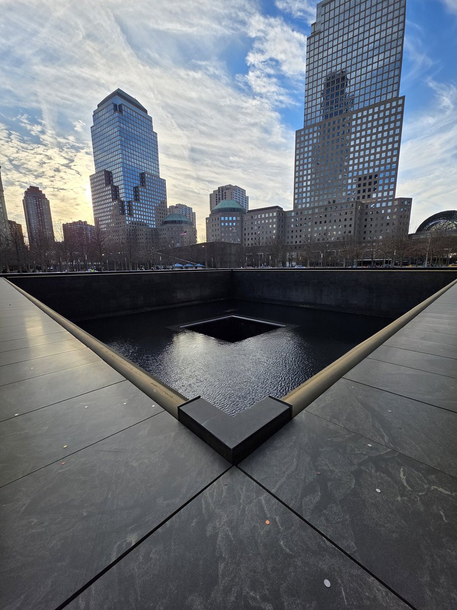 BL⚡️TZ tweet media