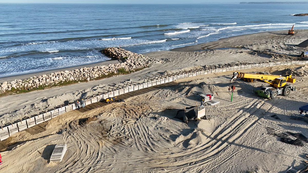 El gran #MalecónDelMar, el megaproyecto de infraestructura turística más importante en la HISTORIA de #Cartagena, ¡AVANZA! 

Datos importantes de los avances de obra: 

✅️ A la fecha la megaobra genera 300 empleos directos, consolidándose como un motor de desarrollo económico,