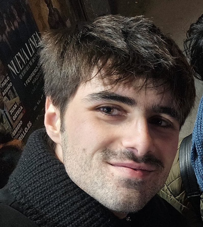 littlemartinu's tweet image. MIAMOR QUE OJOS QUE PELITO ME MUERO TE QUIERO