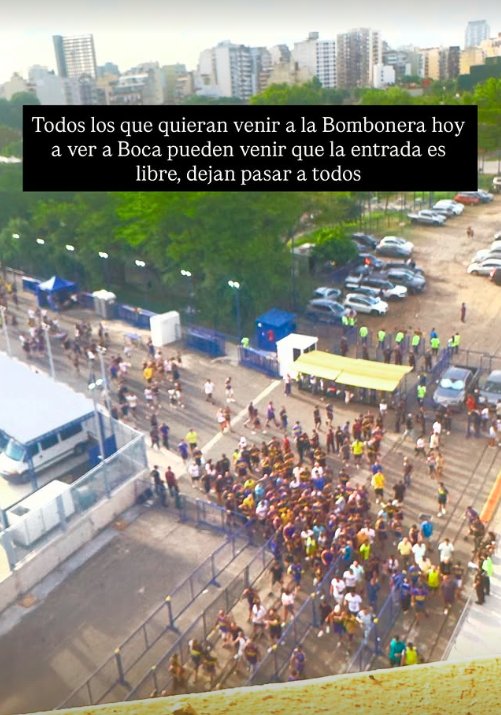 Primera fecha del torneo y no pueden llenar la cancha 

Tuvieron que LIBERAR LA ENTRADA JAJAJAJAJAJAJA 🤏🤏