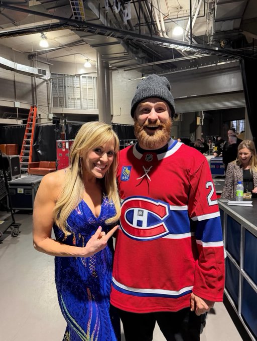 Planeta_Wrest's tweet image. Lilian García y Sami Zayn en #SNME

#WWE