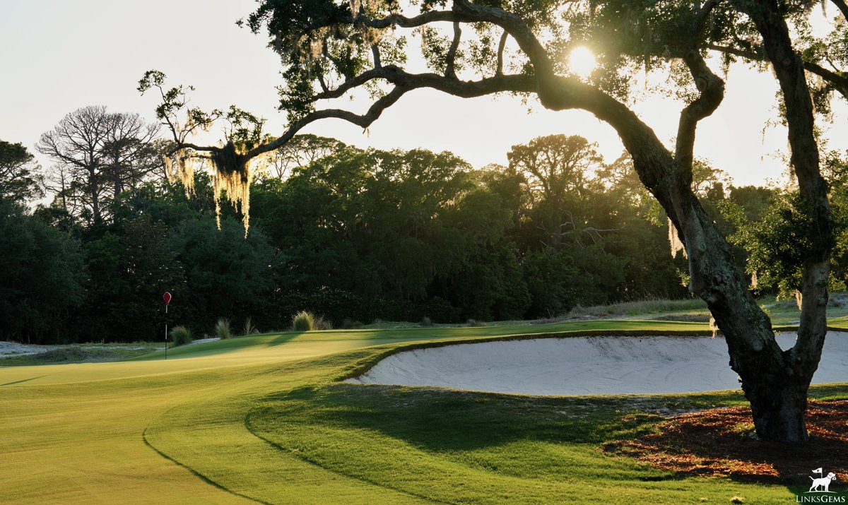 LinksGems's tweet photo. Looking at these temperatures this week has me daydreaming of warmer days during warmer times at warmer places, like the Seaside Course at Sea Island in April.

This place is tons of fun. https://t.co/b8LnFfvSTu
