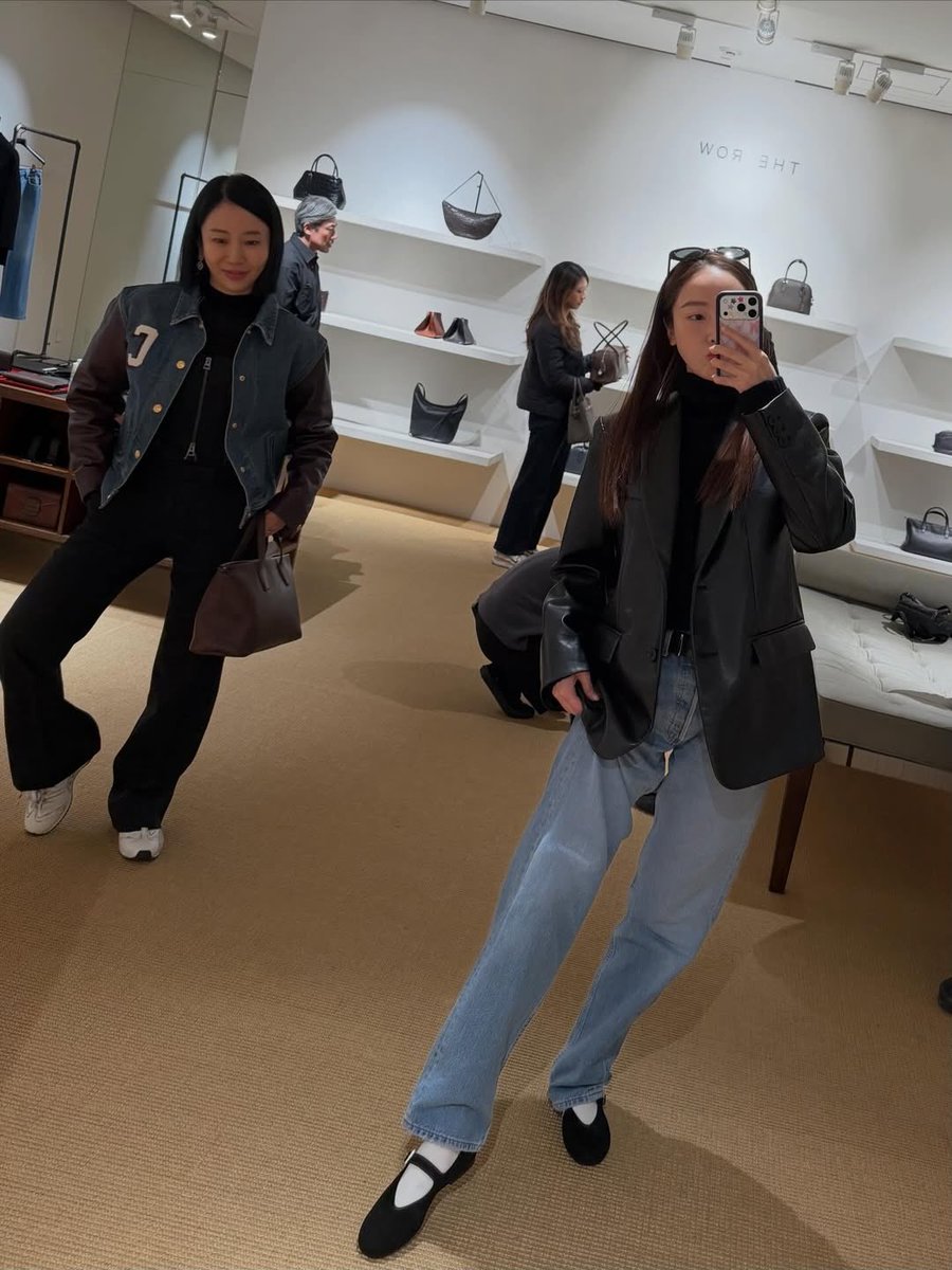 hyori_sunie's tweet image. 260126 Jessica Jung @ dr_shw IG (1)

Tokyo girls trip

#JessicaJung #제시카