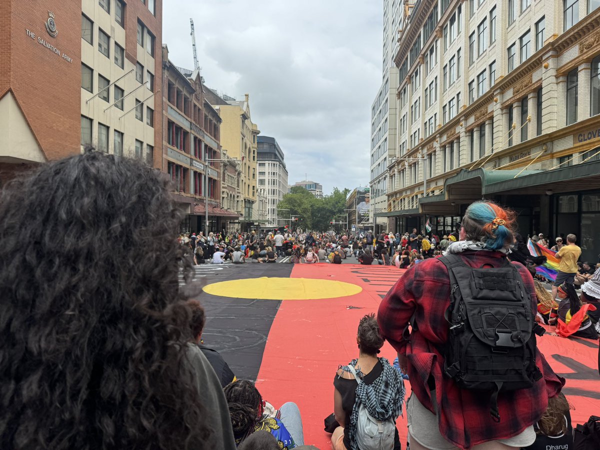 Dan ❤️🖤💛 tweet media