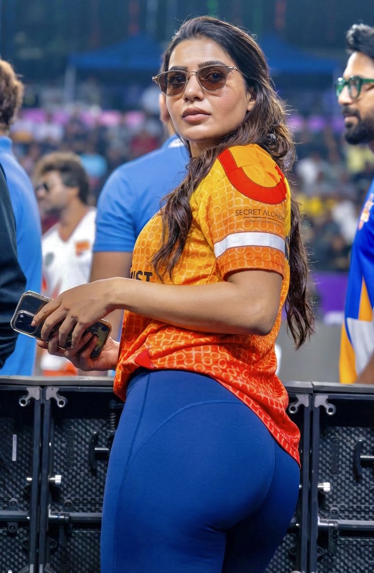 KKuttaps's tweet image. Every inches are more special 🍑🤤 #SamanthaRuthPrabhu