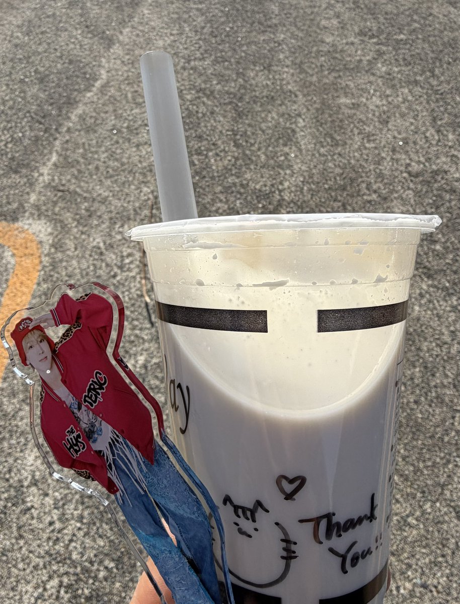 ゆとーー🩵タピオカ飲んだーー😄✨️ココナッツソイミルクだよ🥥♡こう